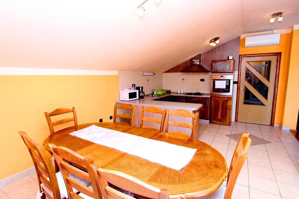 Apartment Beach Сплит Екстериор снимка