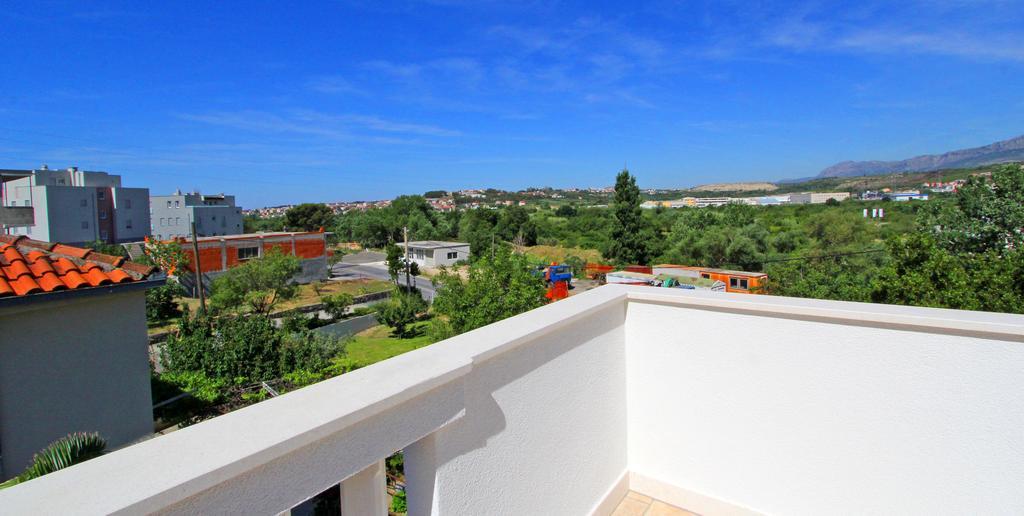 Apartment Beach Сплит Екстериор снимка